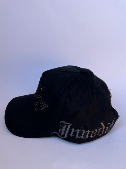 GORRA INNEDIT X ANTMORE “LA - MIRI BRUCE WAYNE”