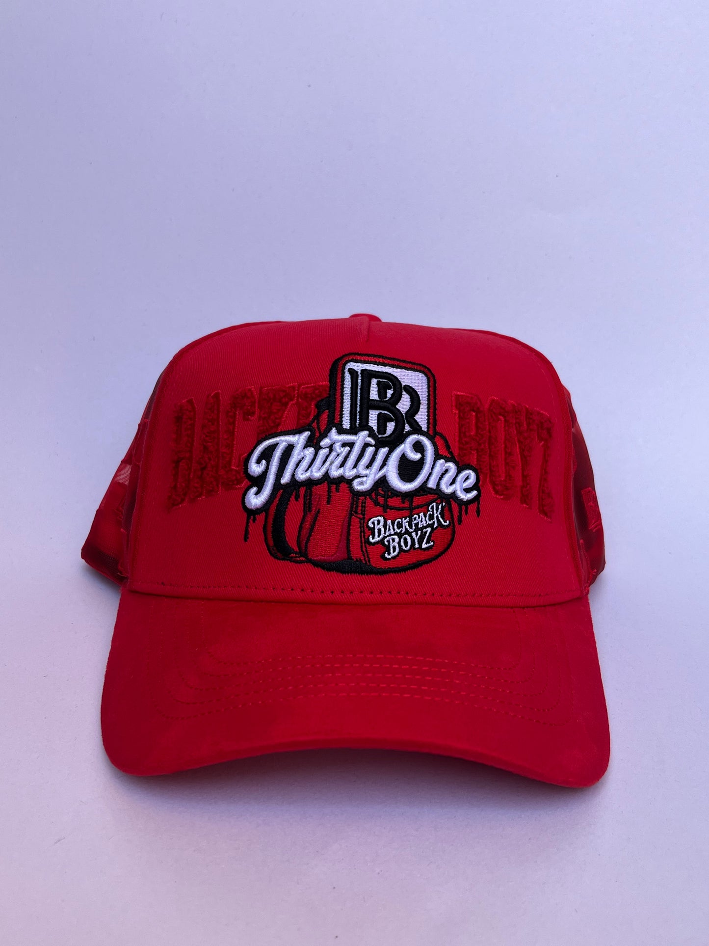 GORRA 31 HATS X BACKPACKBOYZ “LA MOCHILA”