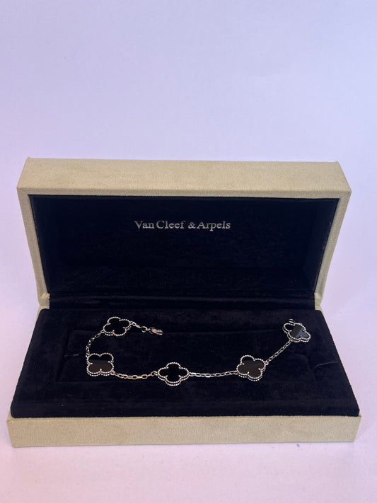 PULSERA TIPO VC DE PLATA 925 CON BAÑO DE ORO 18k